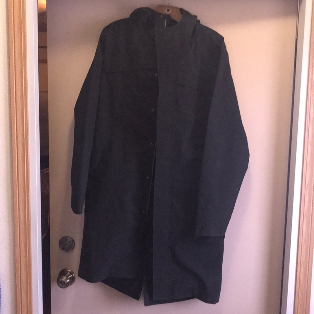 RVLT Revolution Jacket Size Large